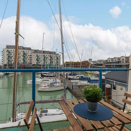 Апартаменты On The Water With Free Parking - By My Getaways Брайтонн Экстерьер фото